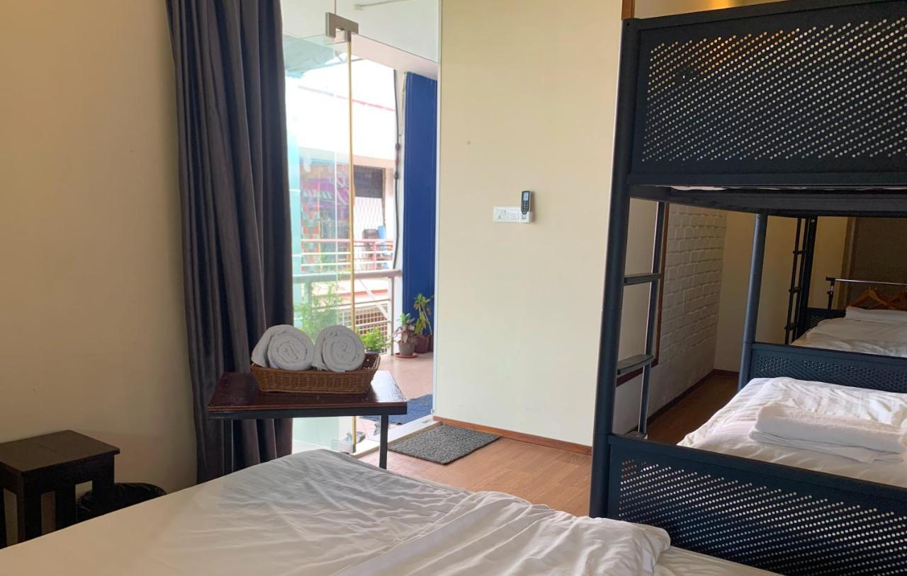 Ae Semporna Guesthouse 极潜旅店 Екстериор снимка
